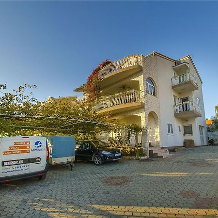 Apartments Nada Гребащиця Екстер'єр фото