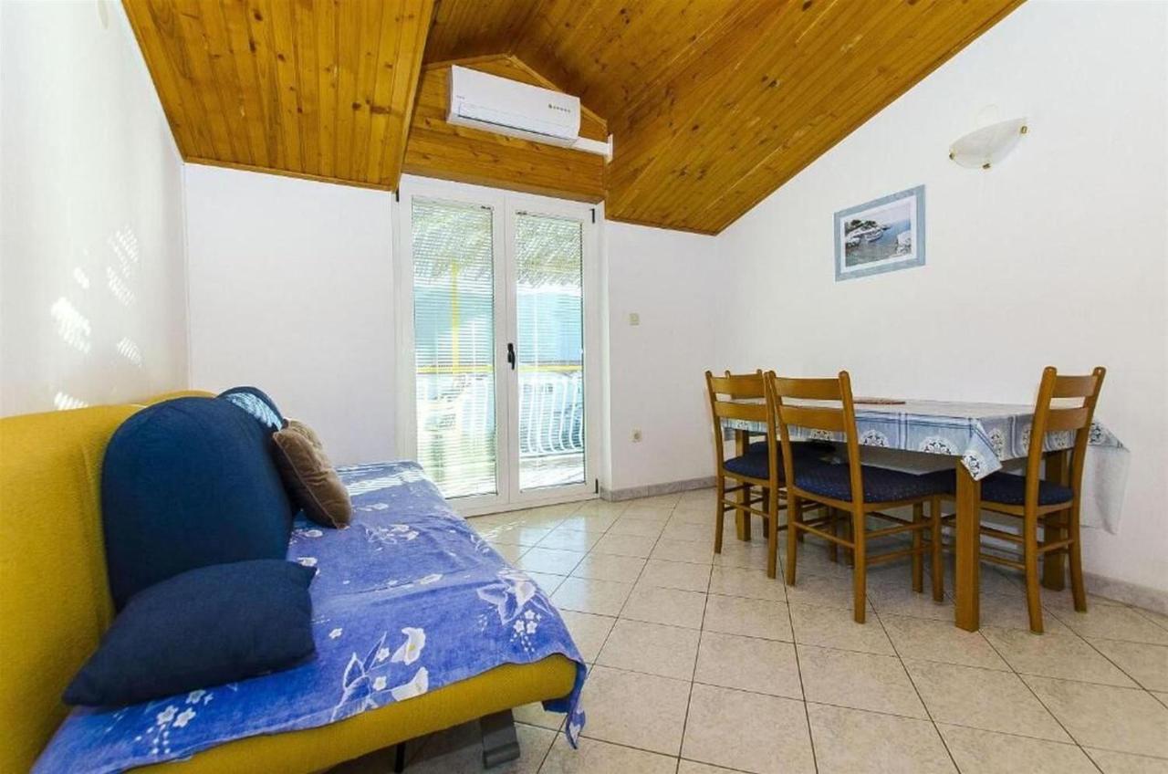 Apartments Nada Гребащиця Екстер'єр фото
