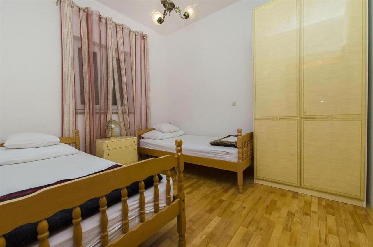 Apartments Nada Гребащиця Екстер'єр фото