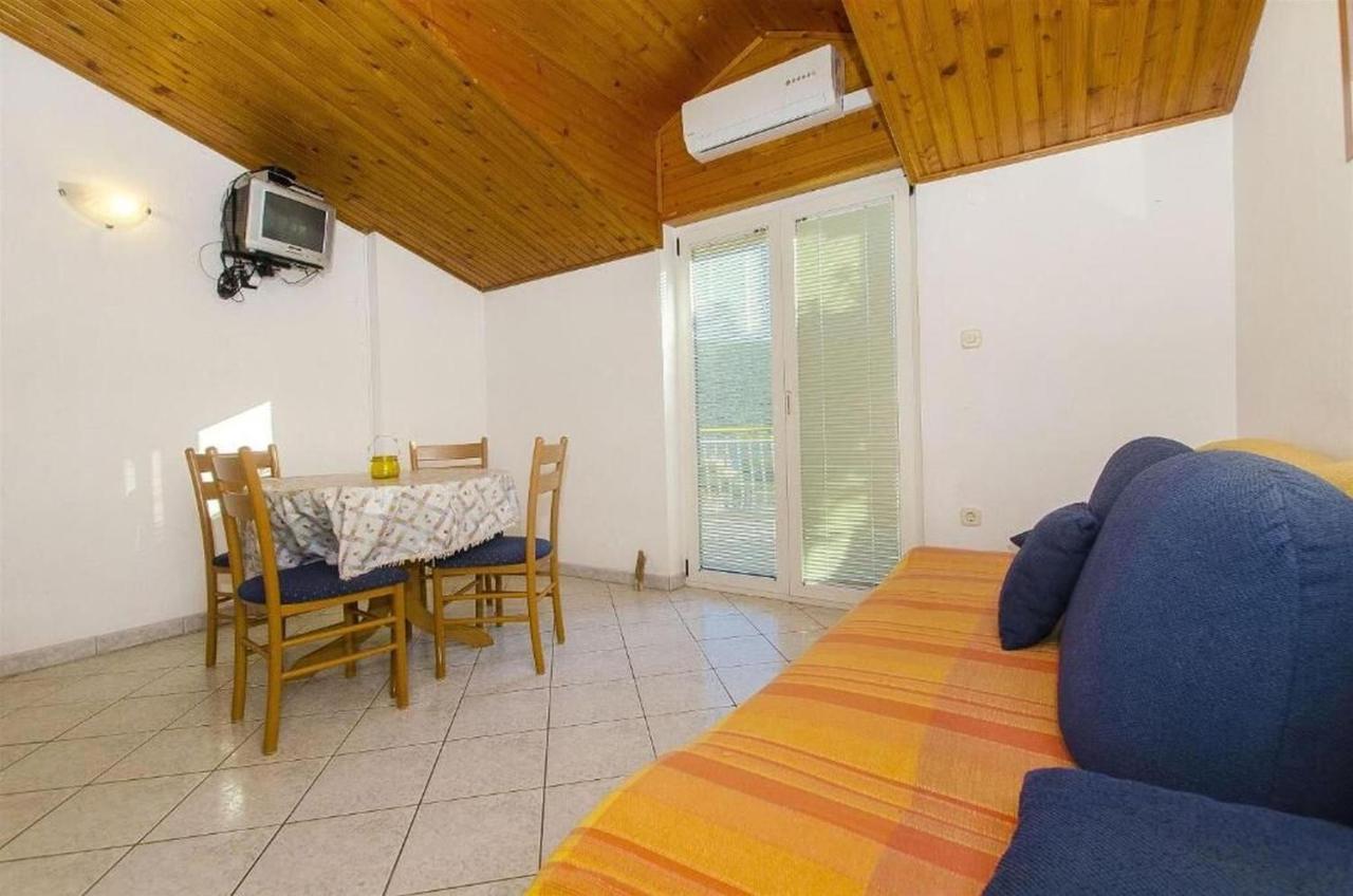 Apartments Nada Гребащиця Екстер'єр фото