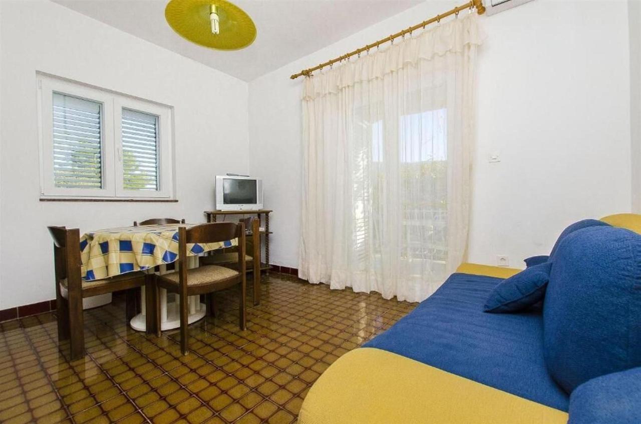 Apartments Nada Гребащиця Екстер'єр фото