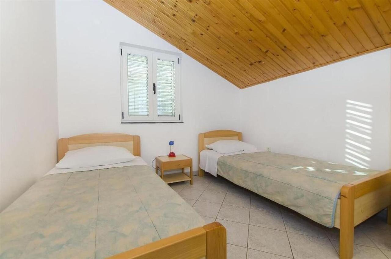 Apartments Nada Гребащиця Екстер'єр фото