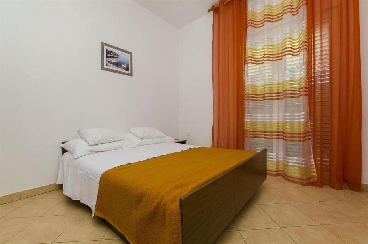 Apartments Nada Гребащиця Екстер'єр фото