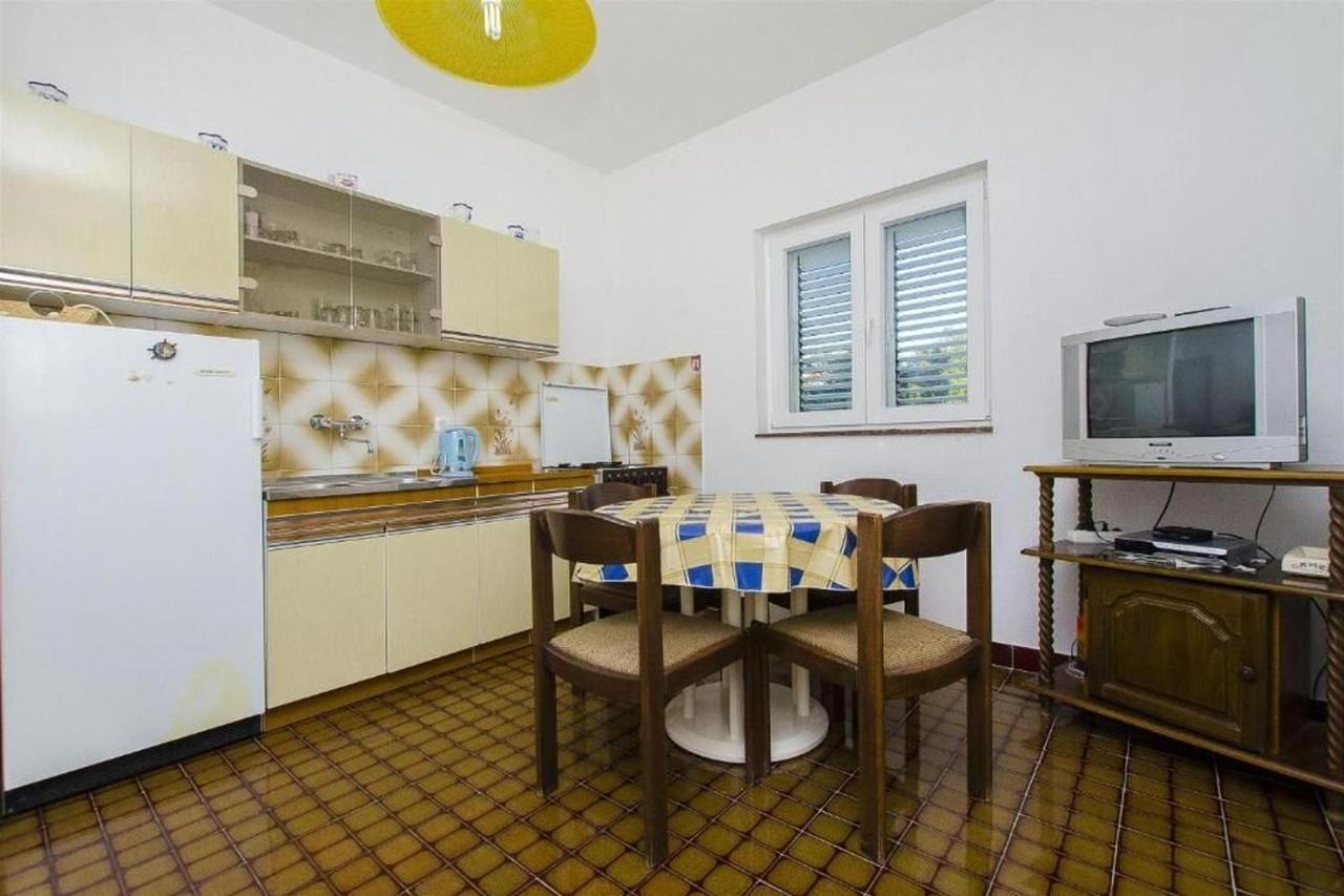 Apartments Nada Гребащиця Екстер'єр фото