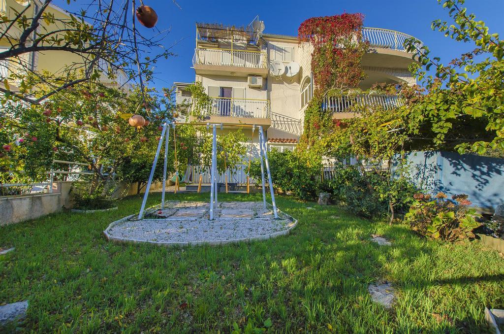 Apartments Nada Гребащиця Екстер'єр фото